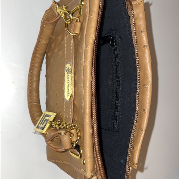 Lori Greiner pouch - Picture 3 of 7